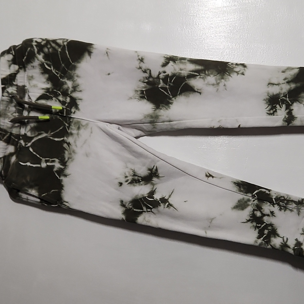 Jogging pants